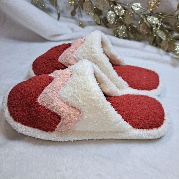 New Fuzzy Slippers - Picture 11 of 15